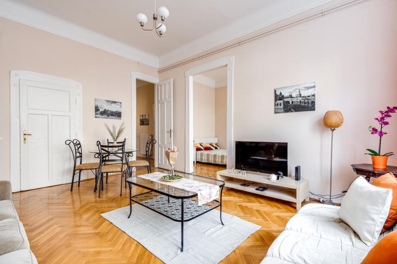 Vintage Apartment In The Jewish Quarter Budapest Eksteriør billede